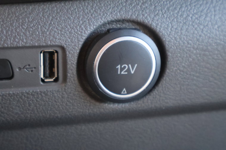 Vehicle Image 32