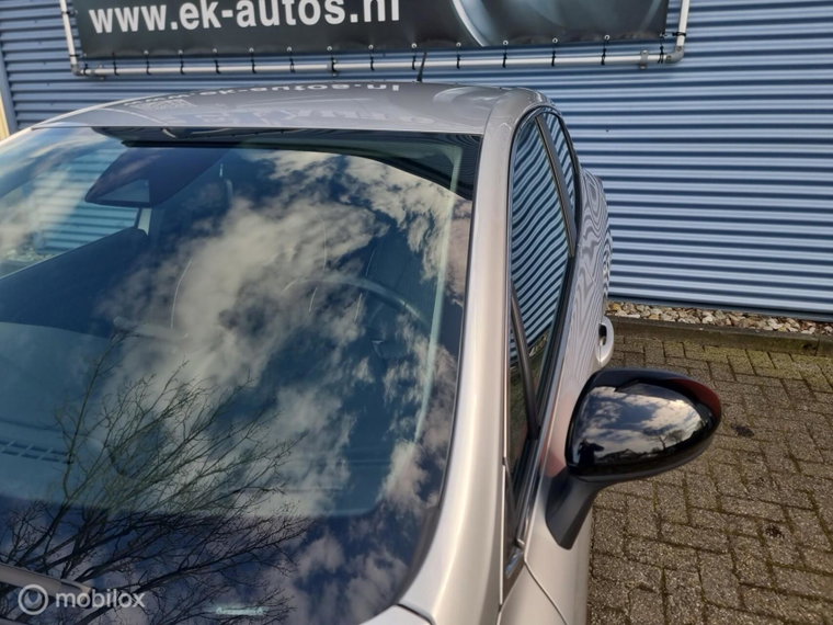 Vehicle Image 41