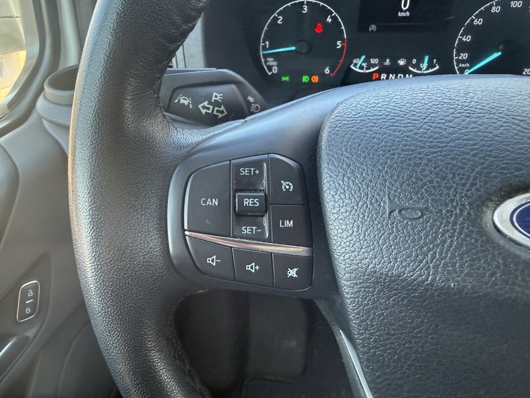 Vehicle Image 27