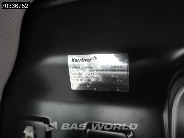 Vehicle Image 33