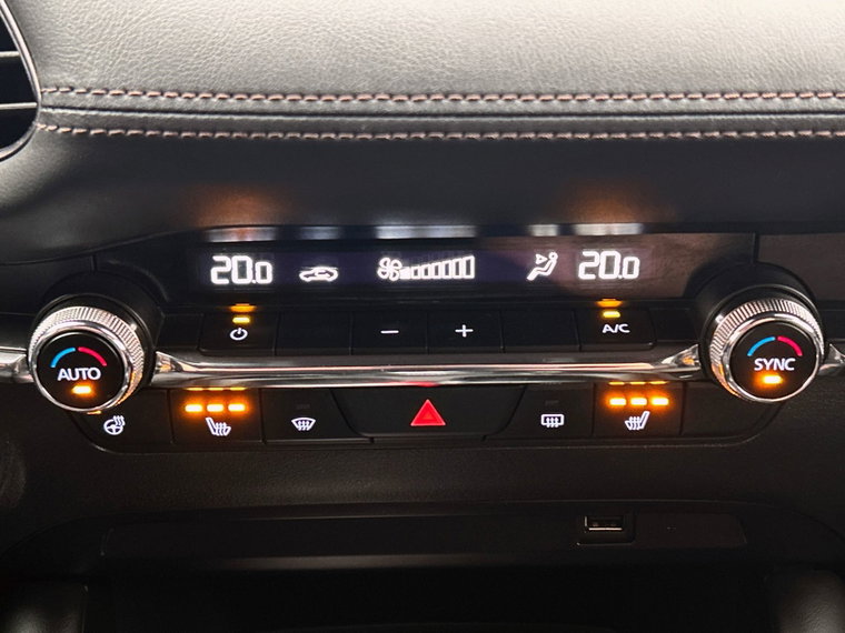 Vehicle Image 42