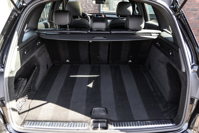 Vehicle Image 36