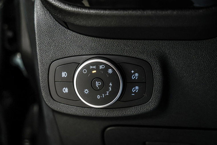 Vehicle Image 35
