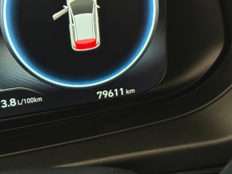 Vehicle Image 24