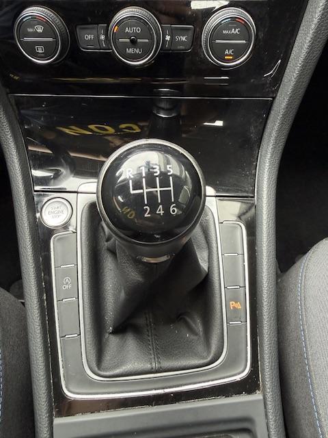Vehicle Image 34