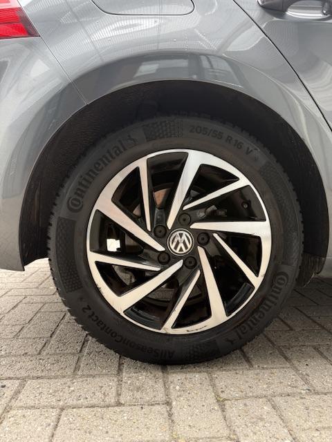 Vehicle Image 39