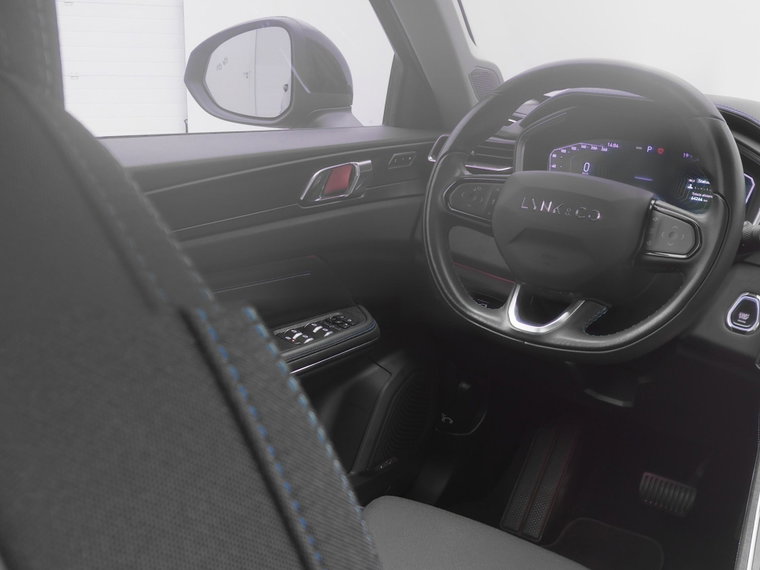 Vehicle Image 11