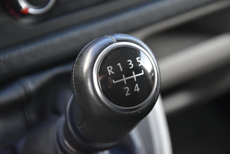 Vehicle Image 12