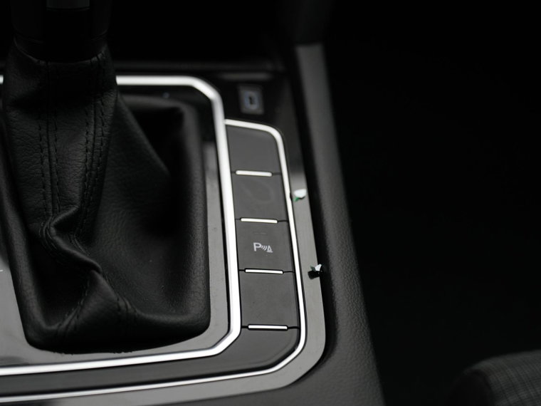 Vehicle Image 27