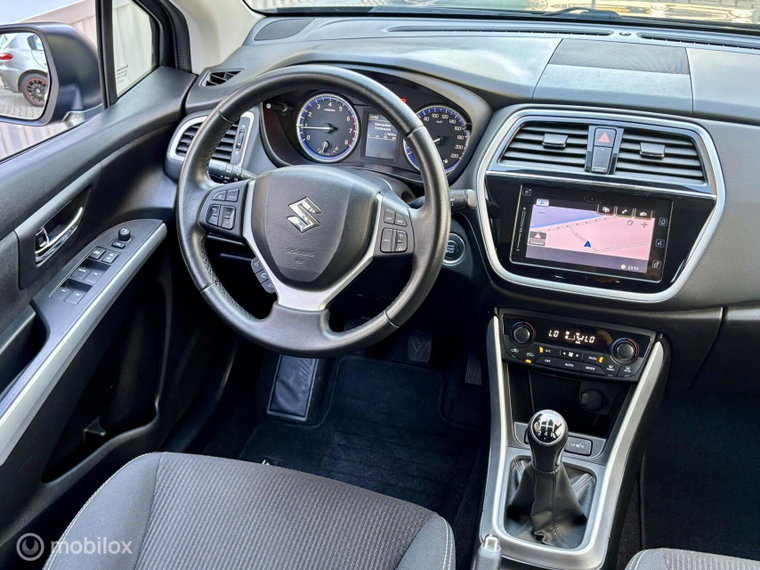 Vehicle Image 11