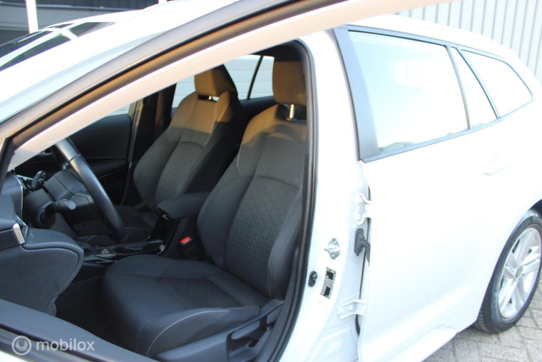 Vehicle Image 35