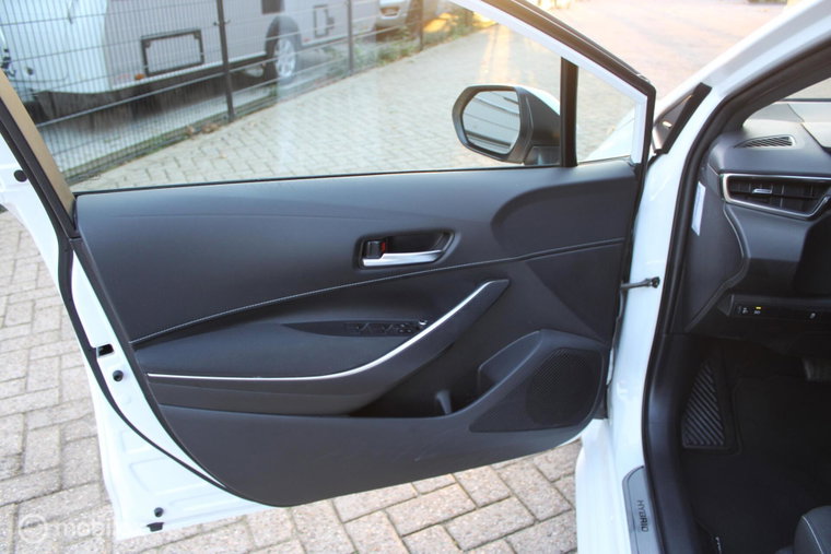 Vehicle Image 36