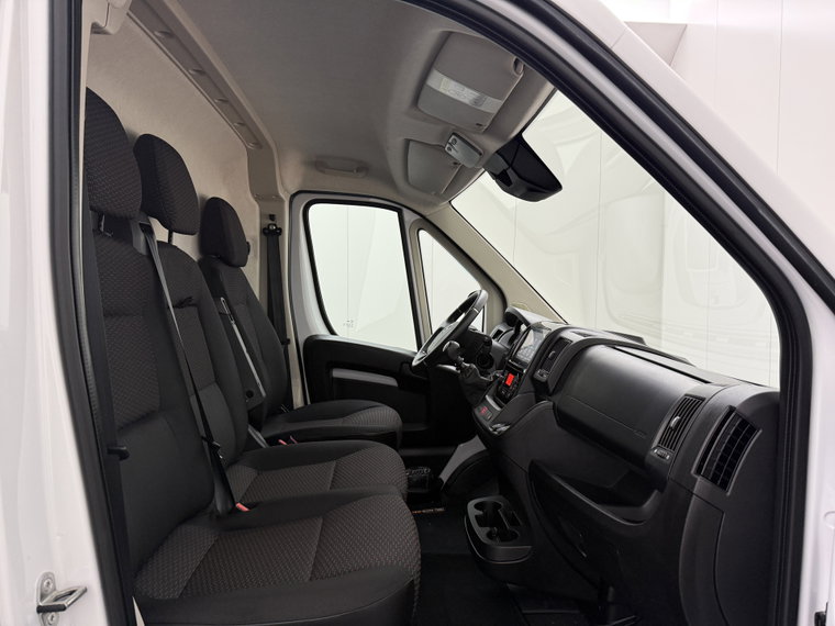 Vehicle Image 24