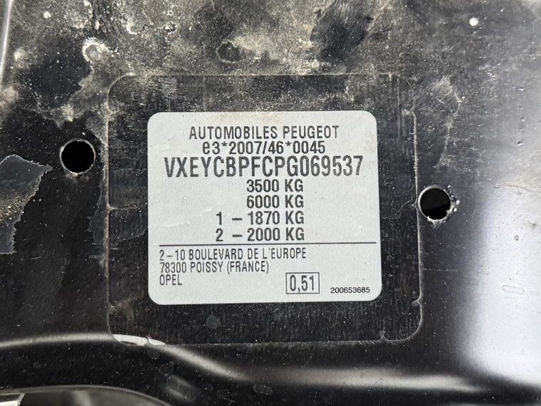 Vehicle Image 25