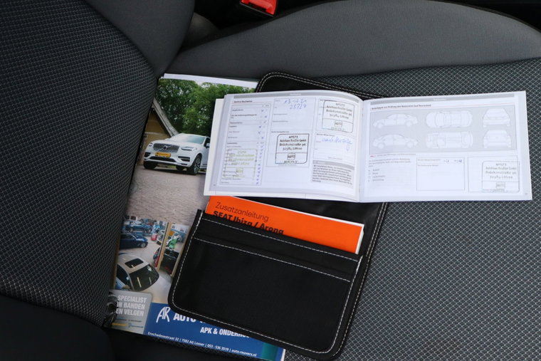 Vehicle Image 22