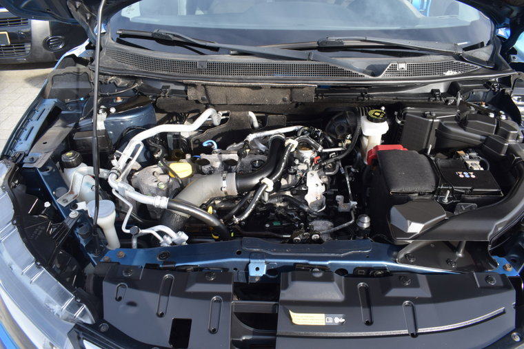 Vehicle Image 35