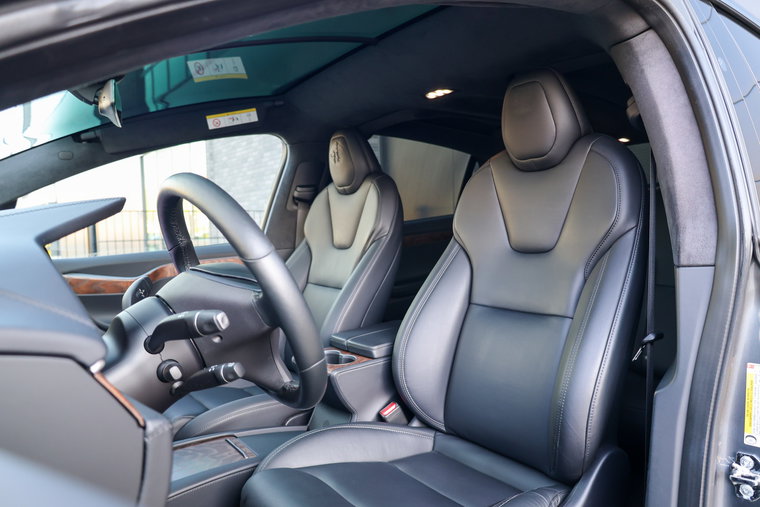 Vehicle Image 14