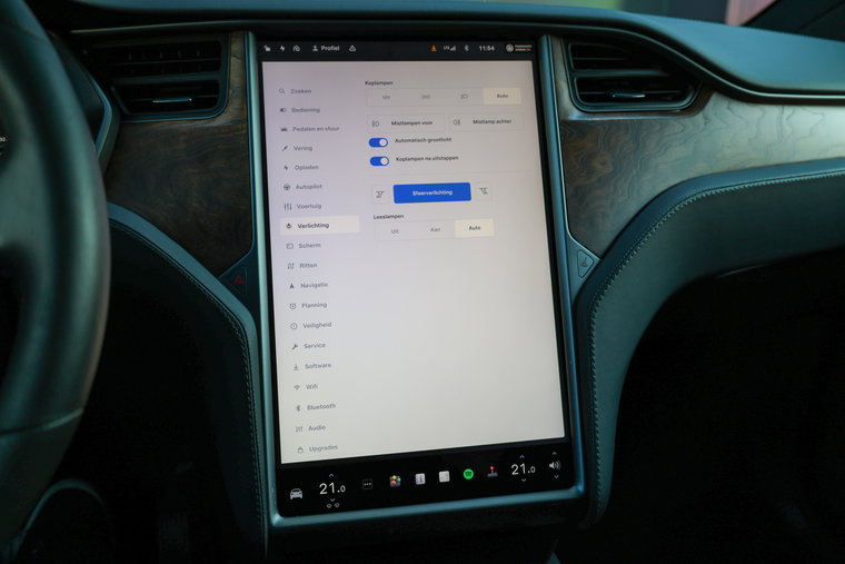 Vehicle Image 30