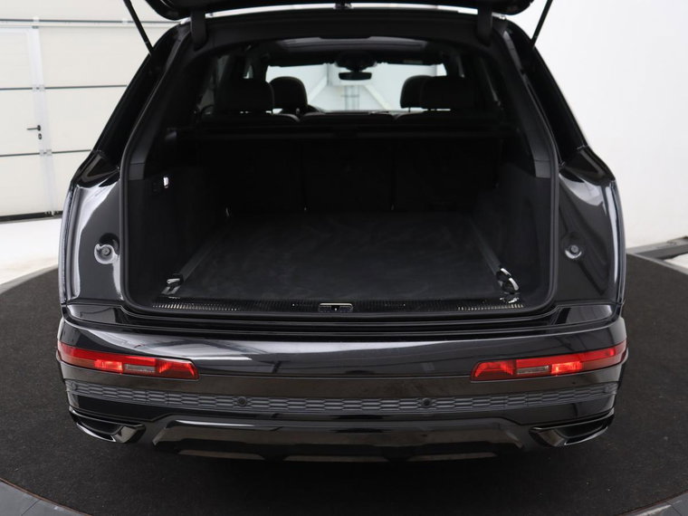 Vehicle Image 37