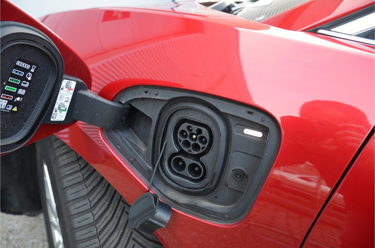 Vehicle Image 30