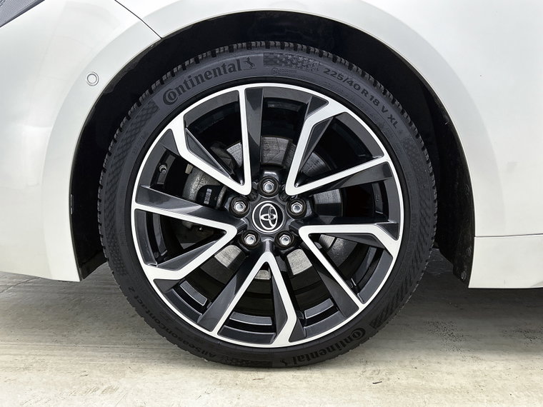 Vehicle Image 10