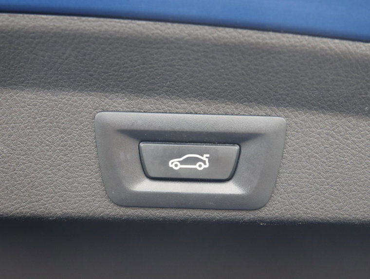 Vehicle Image 27