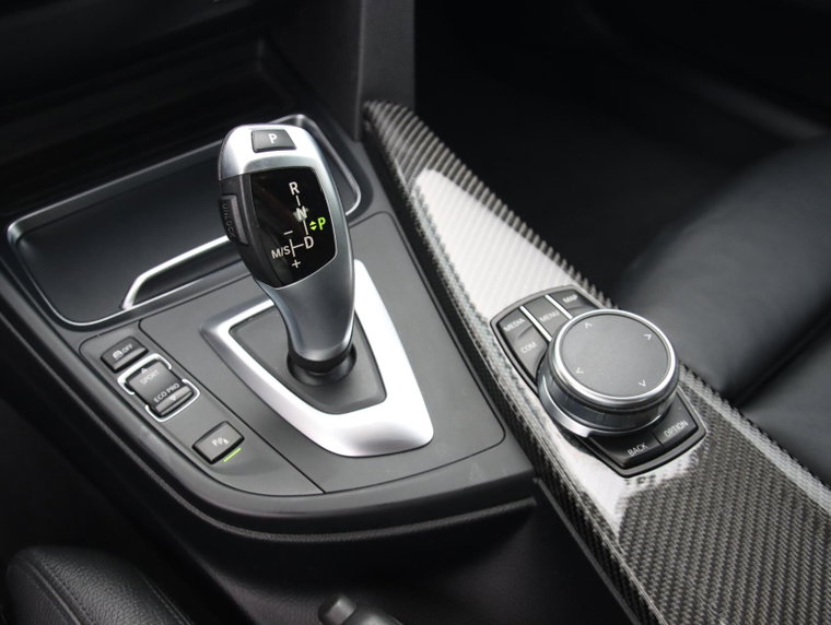 Vehicle Image 40