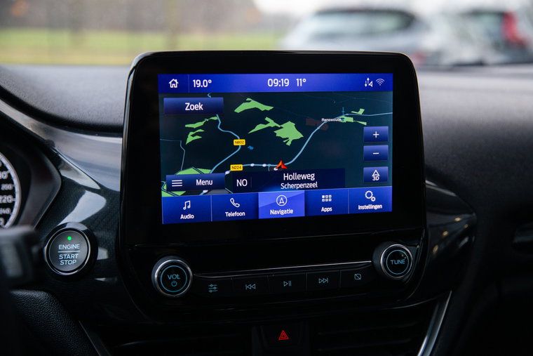 Vehicle Image 14