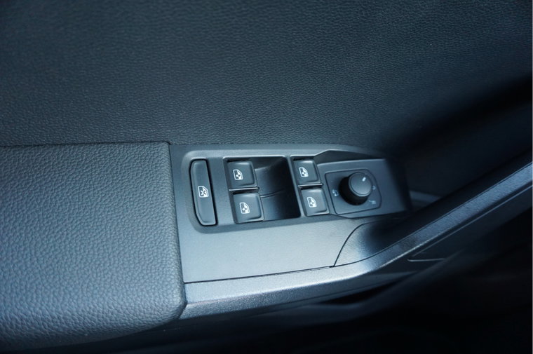 Vehicle Image 39