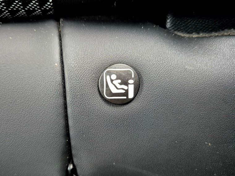 Vehicle Image 37