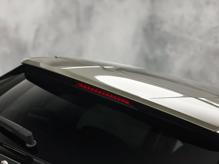 Vehicle Image 37