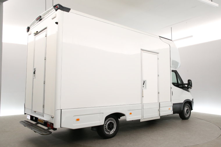 Vehicle Image 34