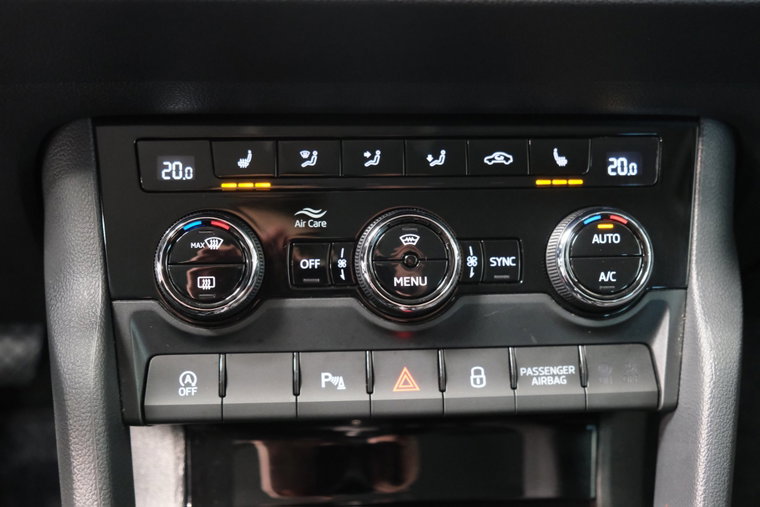 Vehicle Image 26