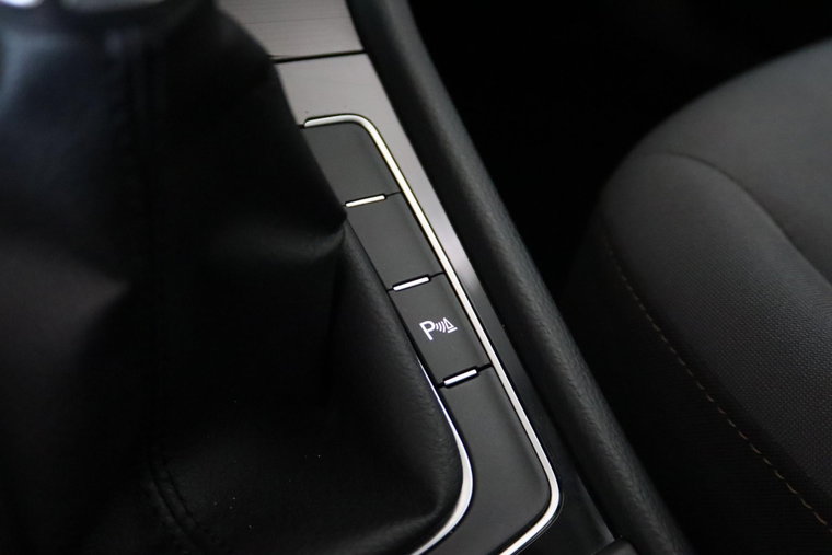 Vehicle Image 41