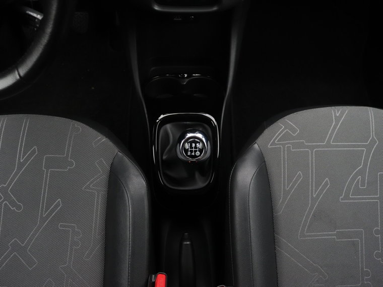 Vehicle Image 22