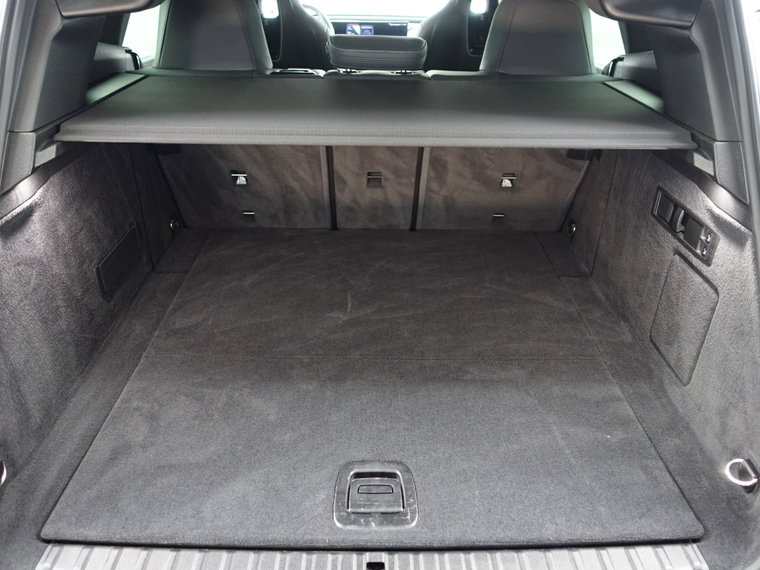 Vehicle Image 36