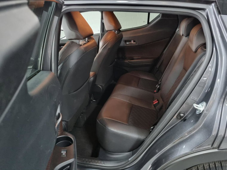 Vehicle Image 21