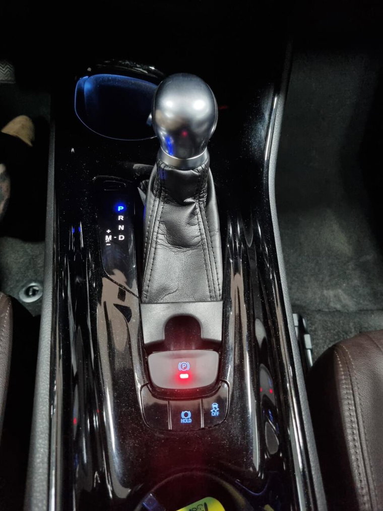 Vehicle Image 35