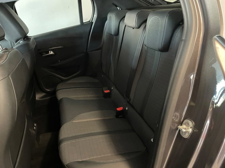Vehicle Image 38
