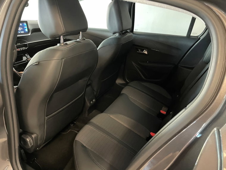 Vehicle Image 39