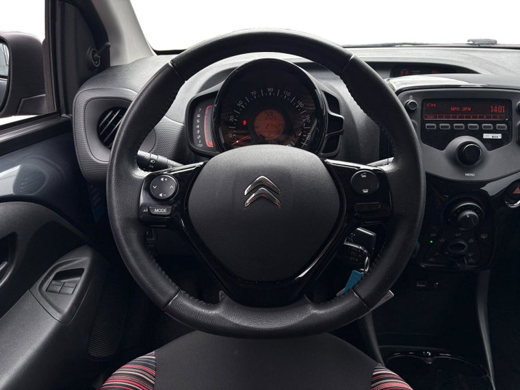 Vehicle Image 13