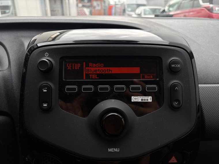 Vehicle Image 28