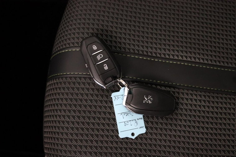 Vehicle Image 45