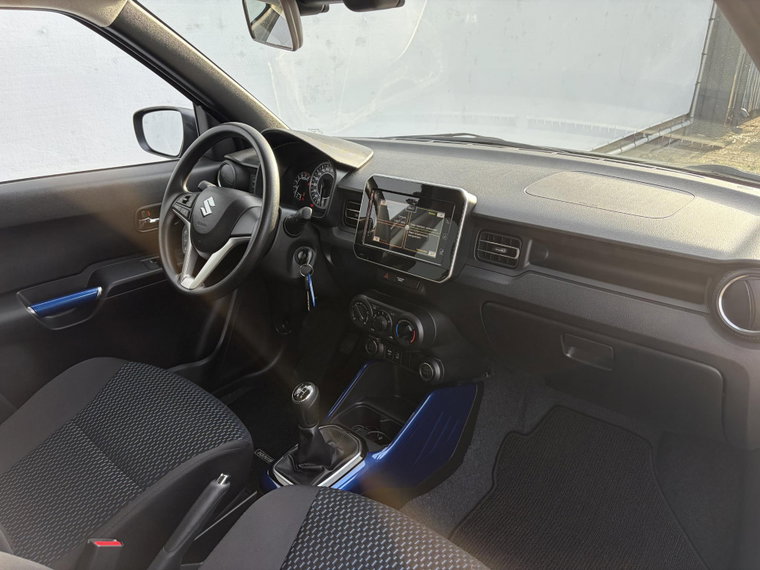 Vehicle Image 16