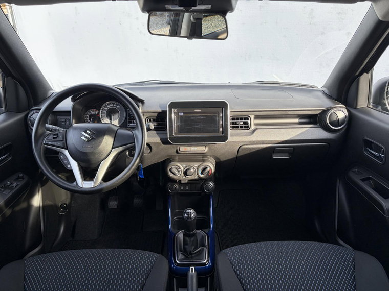 Vehicle Image 17