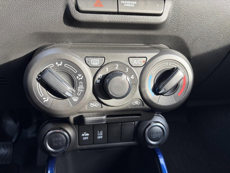 Vehicle Image 28