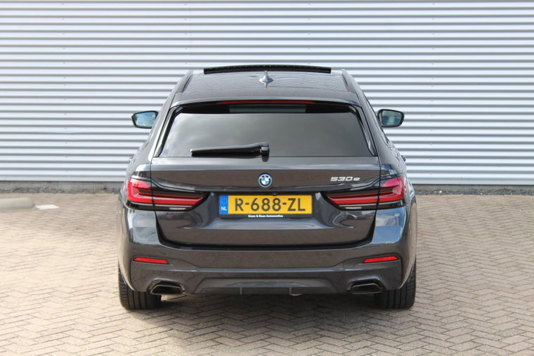 Vehicle Image 28