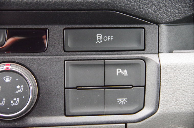Vehicle Image 23