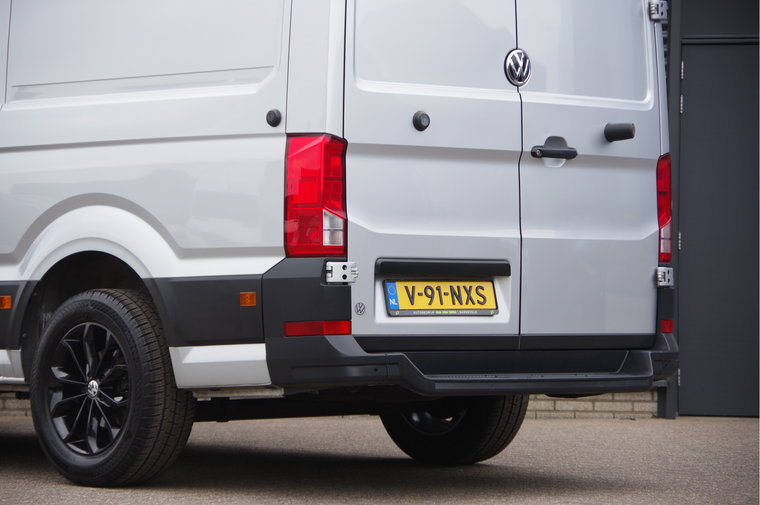 Vehicle Image 32