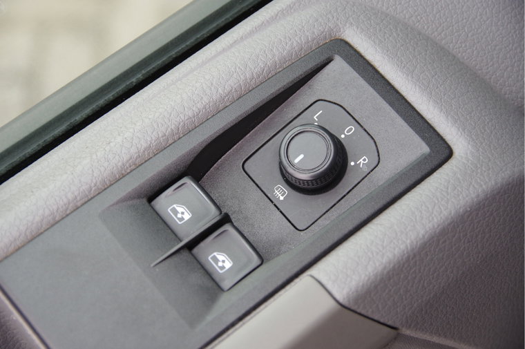 Vehicle Image 40